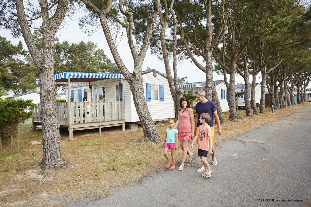 Camping L'Ocean Brem-Sur-Mer Exterior photo