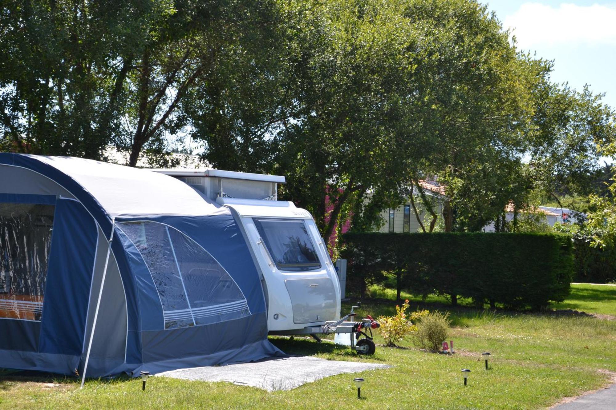 Camping L'Ocean Brem-Sur-Mer Exterior photo
